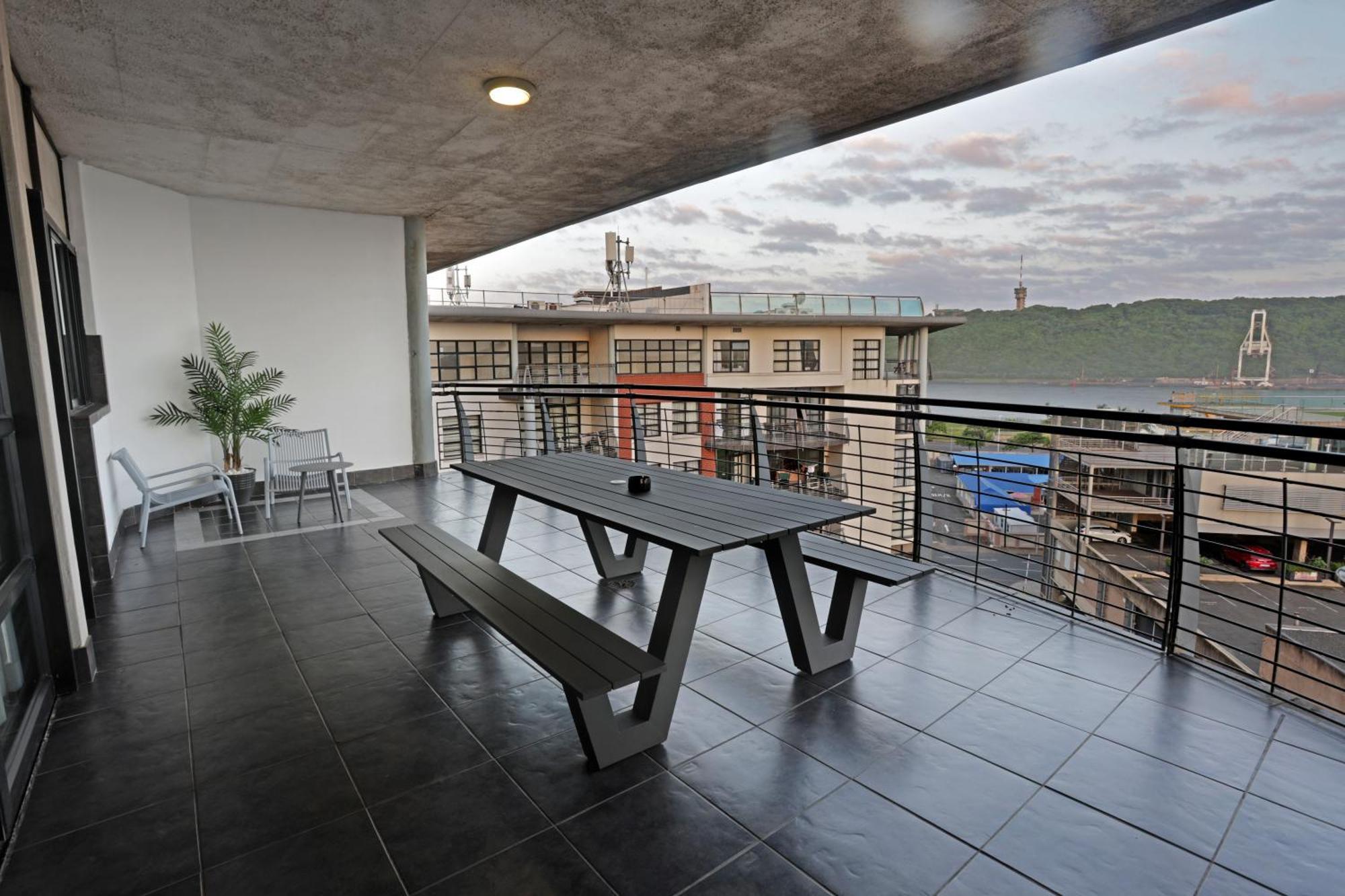 Stay At The Point - Peaceful Plentiful Penthouse Durban Kültér fotó